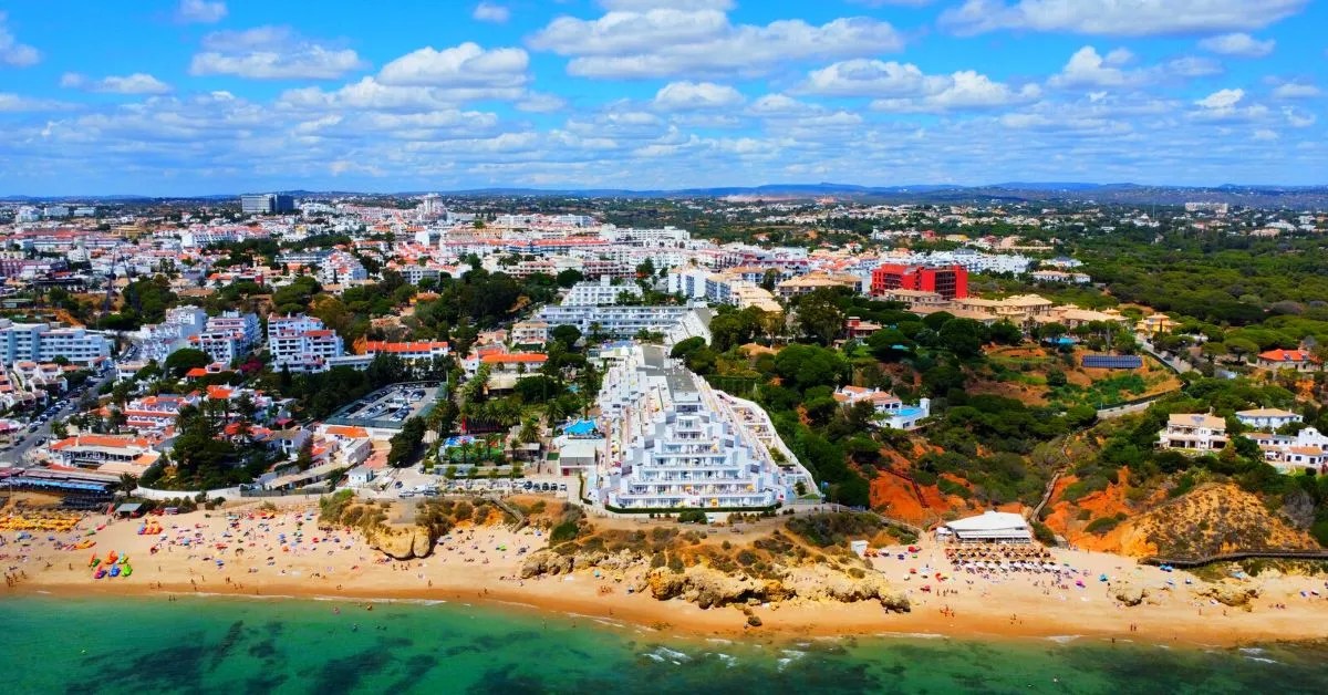 The Ultimate Guide to Where to Stay, Eat, Drink and Play in Albufeira ...