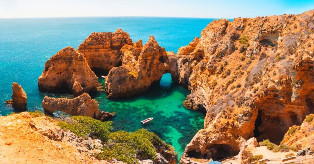 Is it worth going to Albufeira